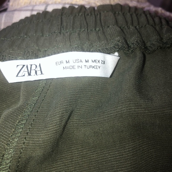 Zara Joggers - Picture 3 of 8